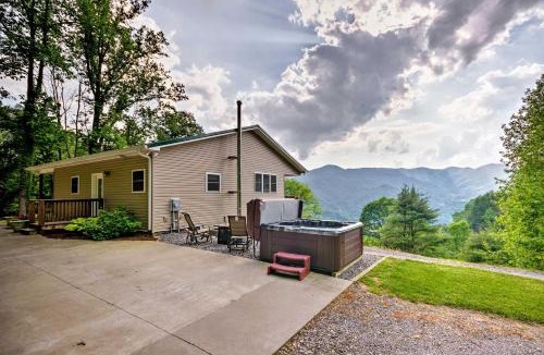 Marshall House | Blue Ridge Mountain Rental w/Hot Tub & Gas Grill!