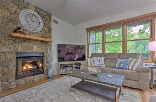 Mountain Air House | Blue Ridge Mtn Views: Condo w/Furnished Balcony