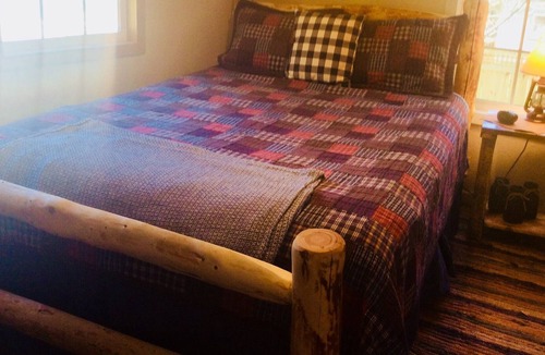 Waynesville Cottage | Blue Ridge Parkway, Waynesville, Antiquing