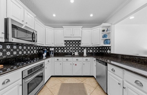 Jacksonville Beach Villa | Blue Tide Retreat/Pool/Close to Mayo