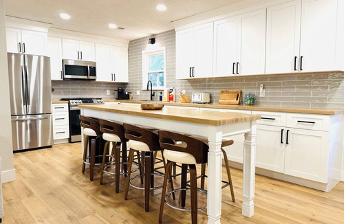 Aiken House | Bluebell Cottage - Renovated, No Checkout Instructions, Close to Downtown