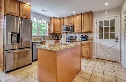 Sevierville Cabin | Bluebird Bungalow 2 bed 2 bath sleeps 5 with private pool!