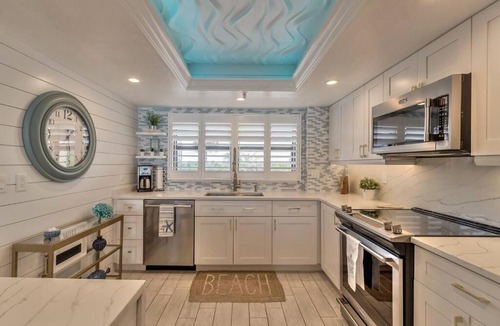 New Smyrna Beach Apartment | BlueFin 202 Luxury Oceanfront Condo