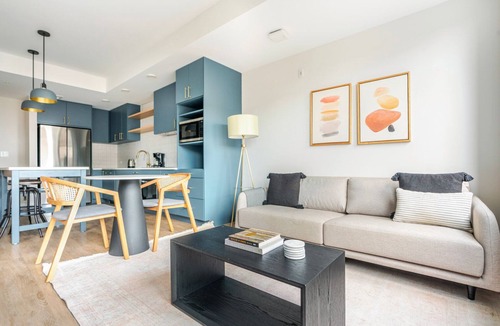 Columbia Heights Apartment | Blueground | Columbia Heights, pool, nr Meridian Hill Park