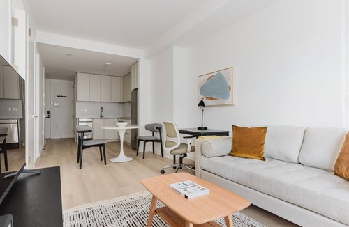 Downtown Brooklyn Apartment | Blueground | Downtown Brooklyn, rooftop, nr Brooklyn Bridge