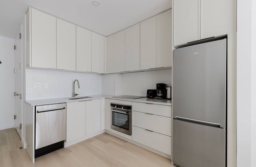 Downtown Brooklyn Apartment | Blueground | Downtown Brooklyn, rooftop, nr Brooklyn Bridge