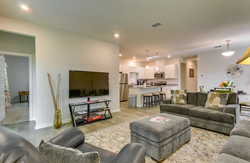 Bluffton Cottage | Bluffton Family Home w/ Modern Interior!