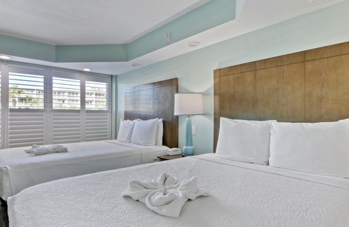 Davis Hotel | Boardwalk Inn and Suites