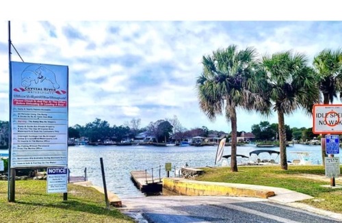 Crystal River House | Boats Welcome!! Family friendly house with kayaks+game room close to Springs