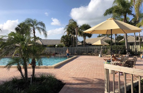 Bella Vista Condo | Bob's Beach Condo in Bella Vista by Jupiter beach!