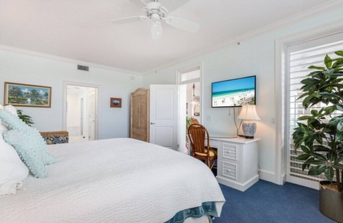 Placida Condo | Boca Vista Harbor Penthouse Condo