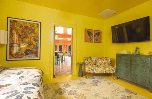 Newell House | Boho-Bagh: A Vibrant Experience! An experience, not just a stay. Check reviews!