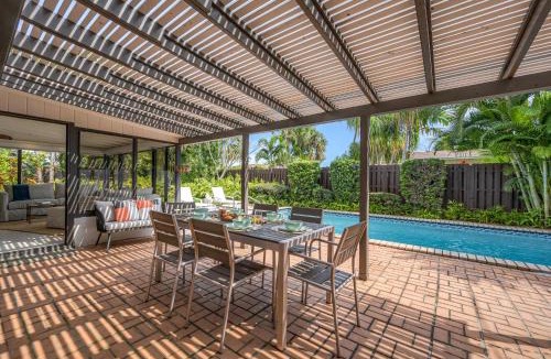 Harbour Inlet House | Boho Chic Heated Pool Beach Proximity Escapism at its finest Coconut Key H0MES