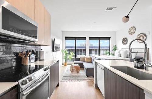Home Park Apartment | Boho Oasis in the Sky