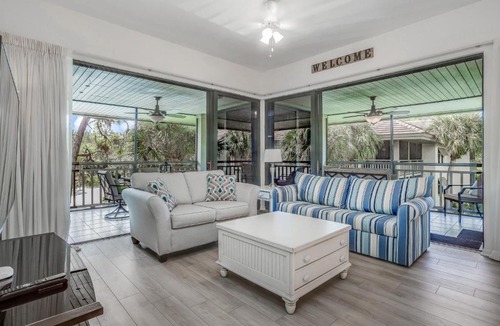 Bonita Bay Apartment | Bonita Bay Escape