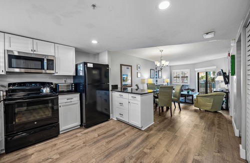 Belle Vista Condo | BOOK 7 AND SAVE 10% SPRING BREAK DATES AVAILABLE DIRECTLY ON ST PETE BEACH!