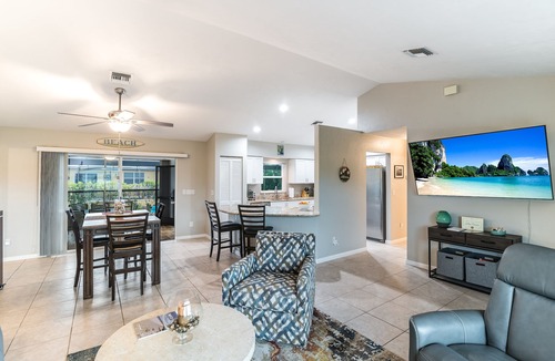Marco Island House | Booking through 2026 season, walk to south end beaches, pet friendly, best rates
