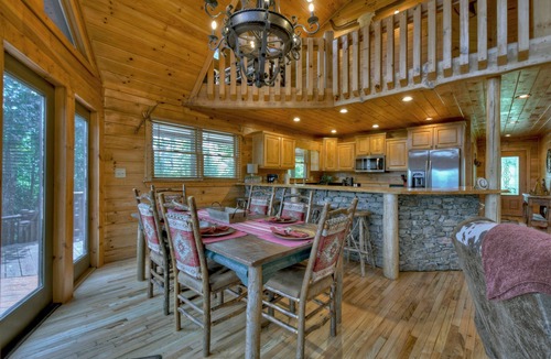 Foxfire Estates Cabin | Born In The Rockies | MTN Views | Hot Tub | Fire Pit