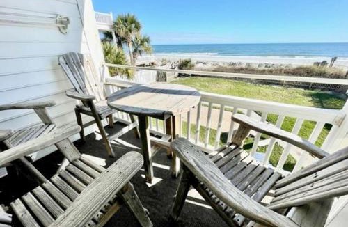 Surfside Beach Apartment | Boston Commons 101 Condo