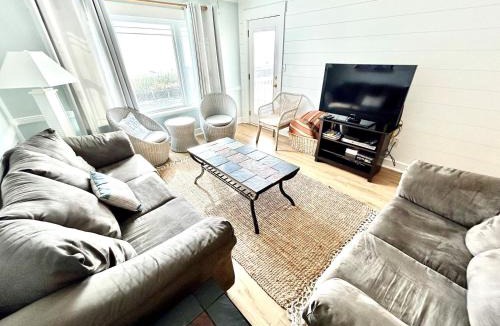 Surfside Beach Apartment | Boston Commons 102 Condo