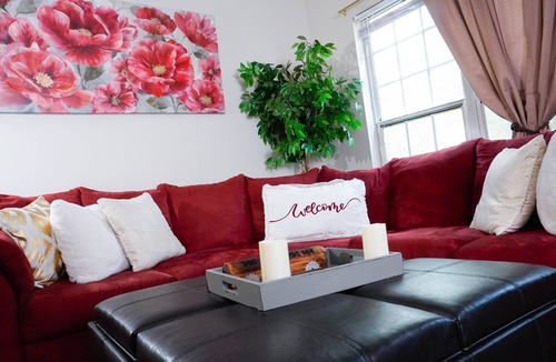 Mableton Apartment | Bougie on a budget: Private bedroom & bathroom in rental unit. 🌟