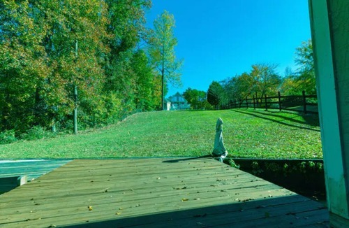 Hardwick House | ‘Bout Time Vacation - Pet Friendly - Amazing Hot Jacuzzi and Spa Room - Elegant