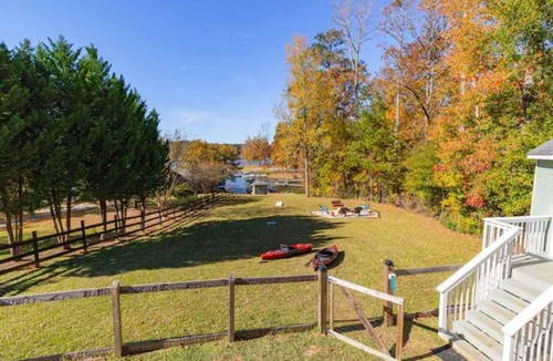 Hardwick House | ‘Bout Time Vacation - Pet Friendly - Amazing Hot Jacuzzi and Spa Room - Elegant