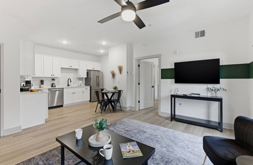 Murfreesboro Apartment | Boutique Loft w/Patio, Rooftop Views + In-Unit W/D