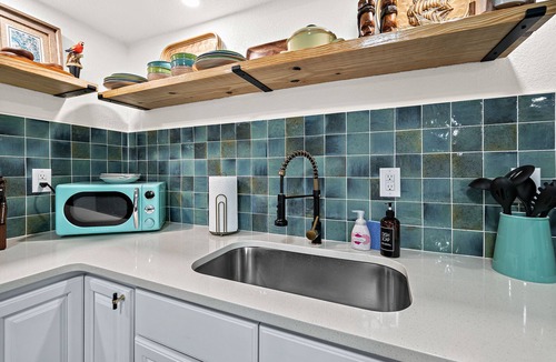 Indian Harbour Beach Apartment | Boutique style Apt/Walk to Beach/Pet friendly