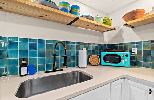 Indian Harbour Beach Apartment | Boutique style Apt/Walk to Beach/Pet friendly