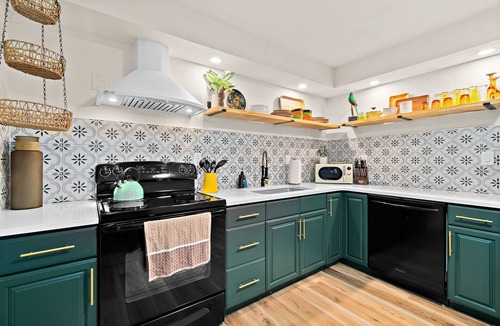 Indian Harbour Beach Apartment | Boutique style Apt/Walk to Beach/Pet friendly