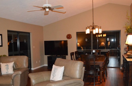 Sanibel House | Bowman's Beach House Rental-5 minute walk to beach