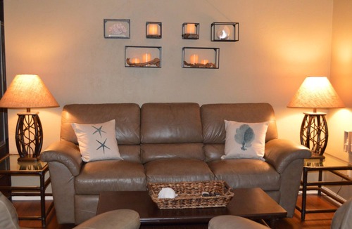 Sanibel House | Bowman's Beach House Rental-5 minute walk to beach