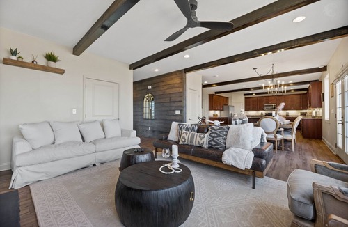 Chalet Village North Ski Chalet | BRADN NEW MountainPrimland#360 VIEW/Luxury Getaway/LARGE DECK&PORCH/GiantTheater