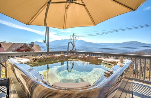 Chalet Village North Ski Chalet | BRADN NEW MountainPrimland#360 VIEW/Luxury Getaway/LARGE DECK&PORCH/GiantTheater
