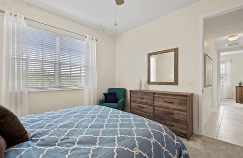 Majestic Palms Apartment | Brand New Condo, Close to Two Beaches!