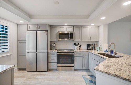 Sanibel Condo | BRAND NEW- Gorgeous Loggerhead Cay Walk out Condo