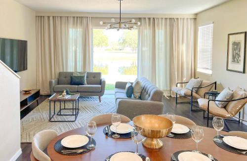 Bridgewater Crossing House | BRAND NEW HOME - First guests! Amazing House Lake View 11