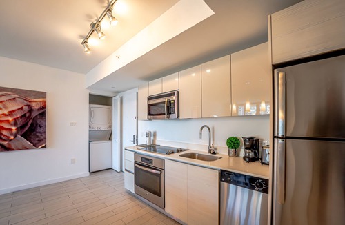 Hallandale Beach Apartment | Brand New Luxurious Two Bedroom with Intracoastal Waterway Views