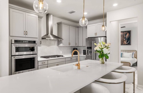 Naples House | Brand New Luxury 5 Bedroom Home with Private Pool