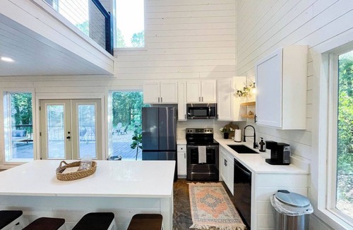 Broken Bow Cabin | BRAND NEW Modern Hideaway in Broken Bow! the RISER