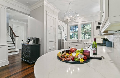 Vanderhorst Plantation House | Brand new pool, central location