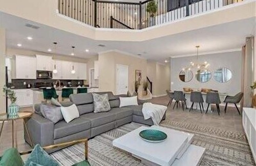 Kissimmee Villa | BRAND NEW Storey Lake- 5 bedrooms, 5 bathrooms, private pool - Harry Potter & Minions theme