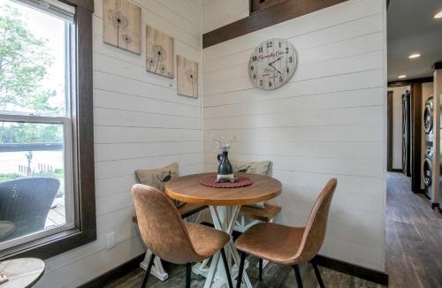 Tracy City House | Breathtaking Cottage with Fire Pit in Tracy City, Tennessee