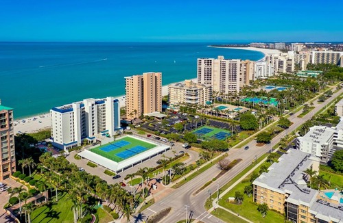 Marco Island Apartment | Breathtaking Sunsets @ This Beachfront Beauty, On-Site Restaurant/Tiki Bar