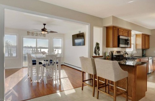 Brick House | Breathtaking Views, Heated Pool on the Metedeconk River!