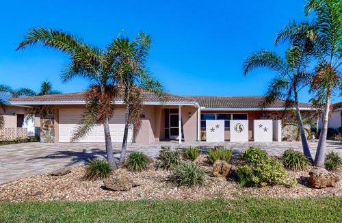 Punta Gorda House | Breezes and Bliss on the Canal