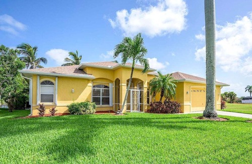 Burnt Store House | Breezy Palms located near Coral Oaks Golf Course