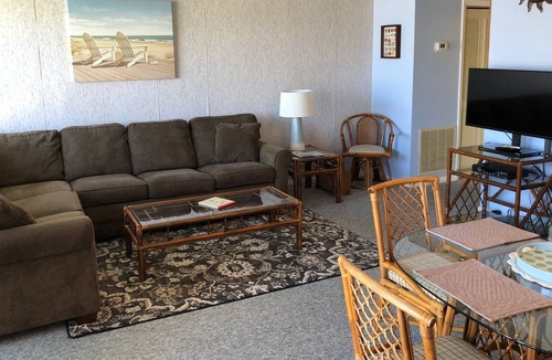 Southend Condo | Brigantine Island Beach Resort- Private Pool, Ocean Front, Quiet Beach & WiFi !!