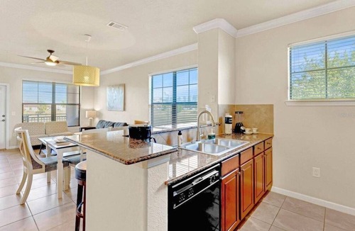 Wellington Condo | Bright 3BR Condo with Resort Pools, Near Disney!